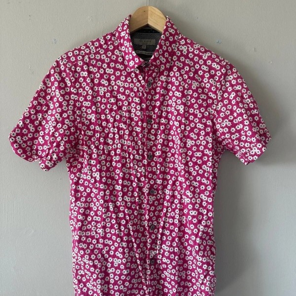 Old Navy Fuchsia Floral Bodysuit